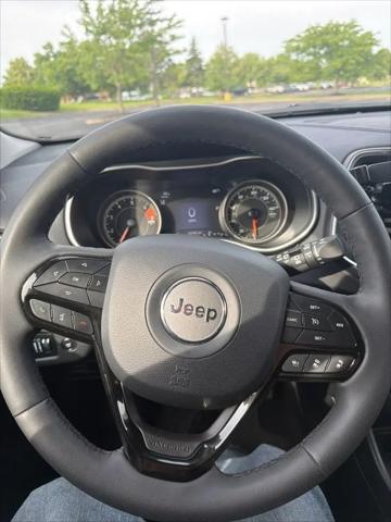 2023 Jeep Cherokee Altitude Lux 4x4