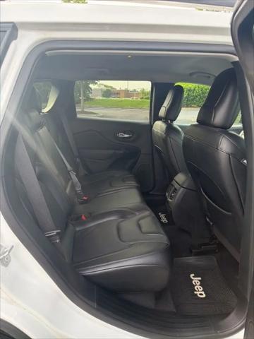 2023 Jeep Cherokee Altitude Lux 4x4