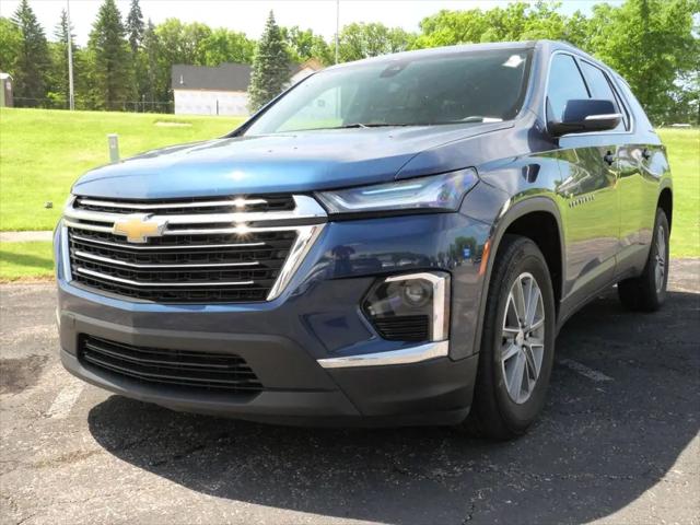 2023 Chevrolet Traverse AWD LT Cloth