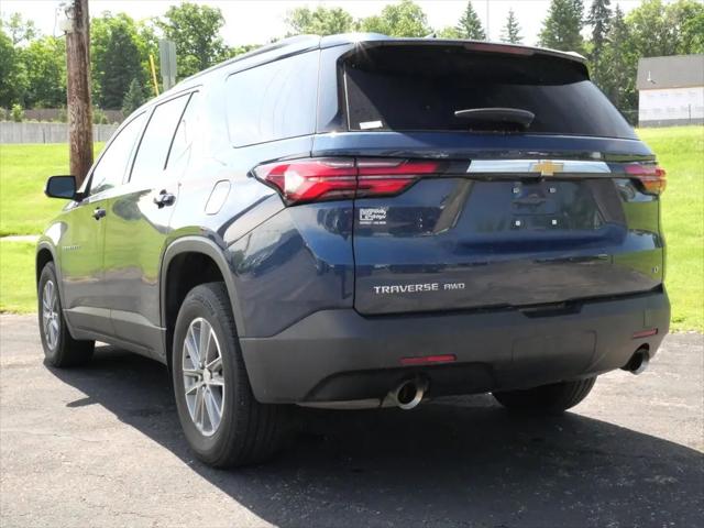 2023 Chevrolet Traverse AWD LT Cloth