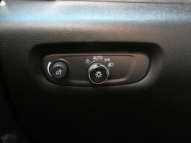 2023 Chevrolet Traverse AWD LT Cloth