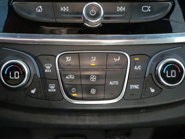 2023 Chevrolet Traverse AWD LT Cloth
