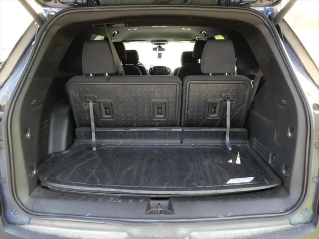 2023 Chevrolet Traverse AWD LT Cloth