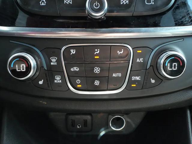 2023 Chevrolet Traverse AWD LT Cloth