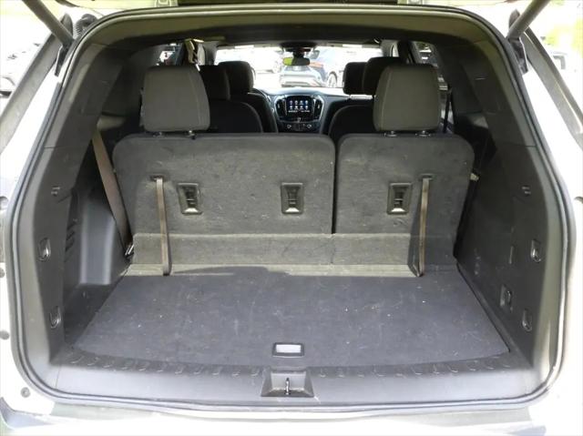2023 Chevrolet Traverse AWD LT Cloth