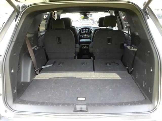 2023 Chevrolet Traverse AWD LT Cloth