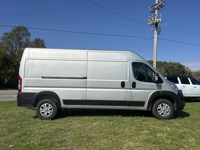 2026 Ram ProMaster 2500 Cargo Van SLT High Roof 159 WB