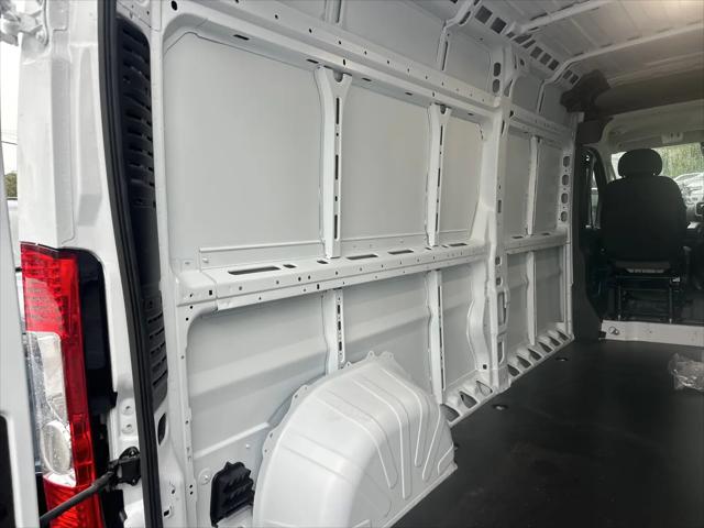 2026 Ram ProMaster 2500 Cargo Van SLT High Roof 159 WB