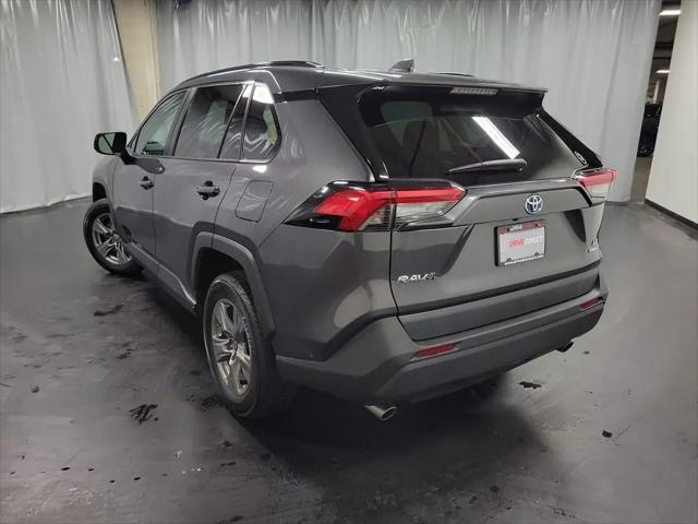 2022 Toyota RAV4 Hybrid LE