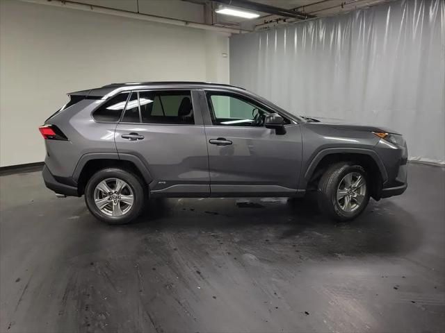 2022 Toyota RAV4 Hybrid LE