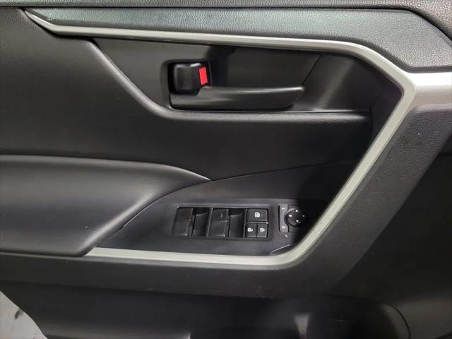 2022 Toyota RAV4 Hybrid LE