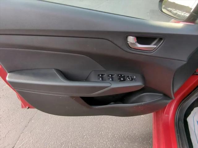 2022 Hyundai Accent SE