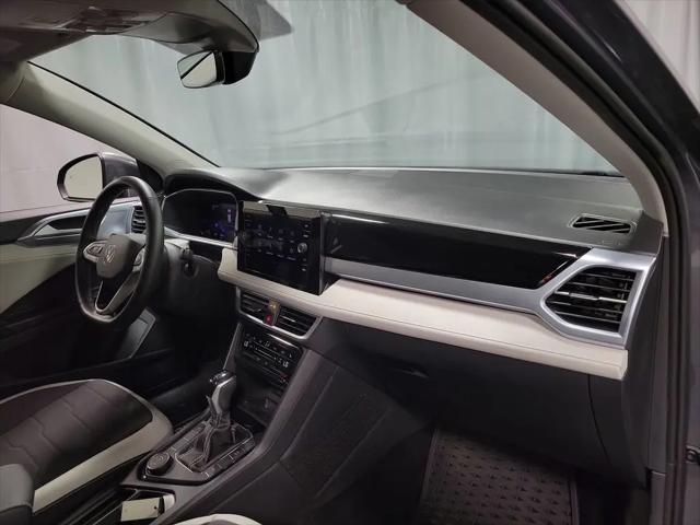 2025 Volkswagen Taos 1.5T SE