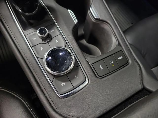 2021 Cadillac XT4 AWD Luxury