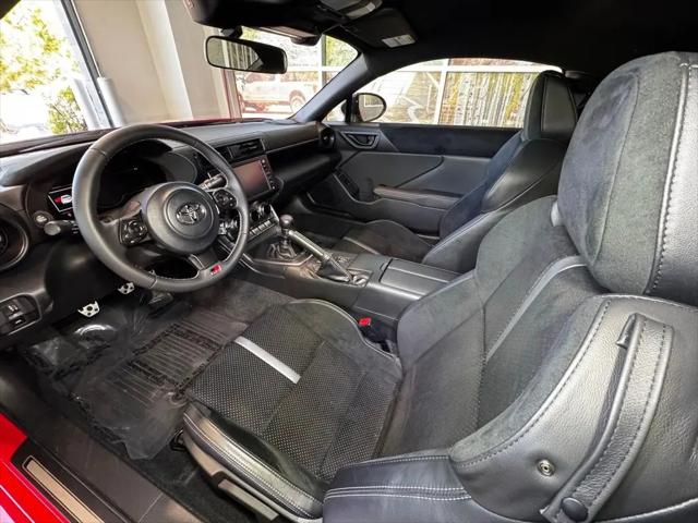 2025 Toyota GR86 Premium