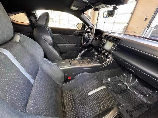2025 Toyota GR86 Premium