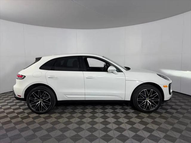 2025 Porsche Macan Macan