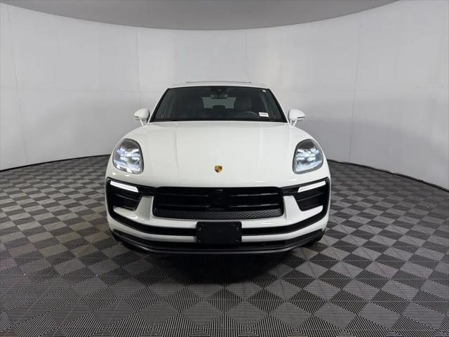 2025 Porsche Macan Macan