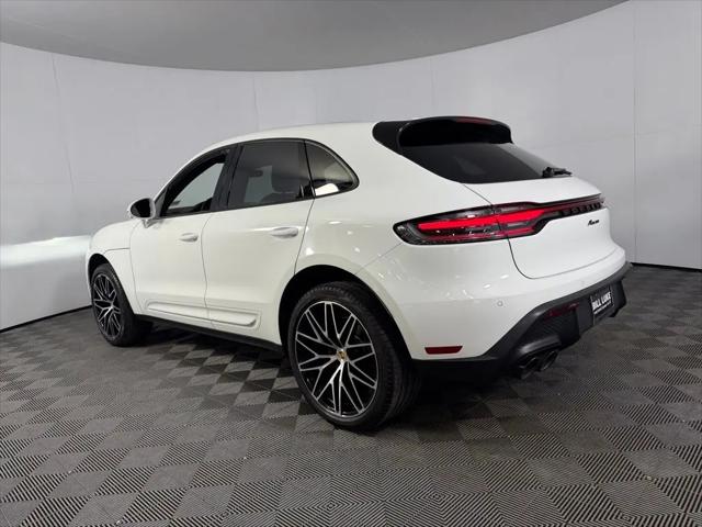 2025 Porsche Macan Macan