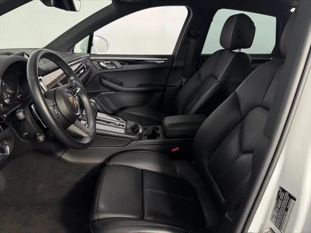 2025 Porsche Macan Macan