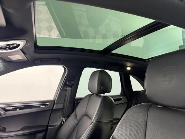2025 Porsche Macan Macan