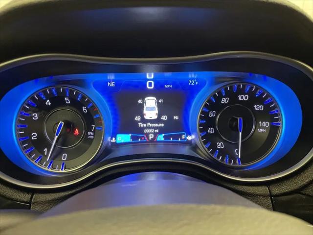 2023 Chrysler 300 Touring L