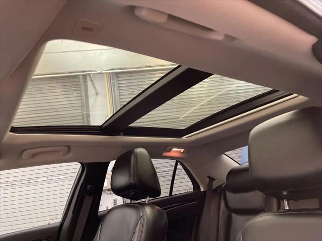 2023 Chrysler 300 Touring L