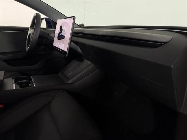2025 Tesla Model 3 Standard Rear-Wheel Drive