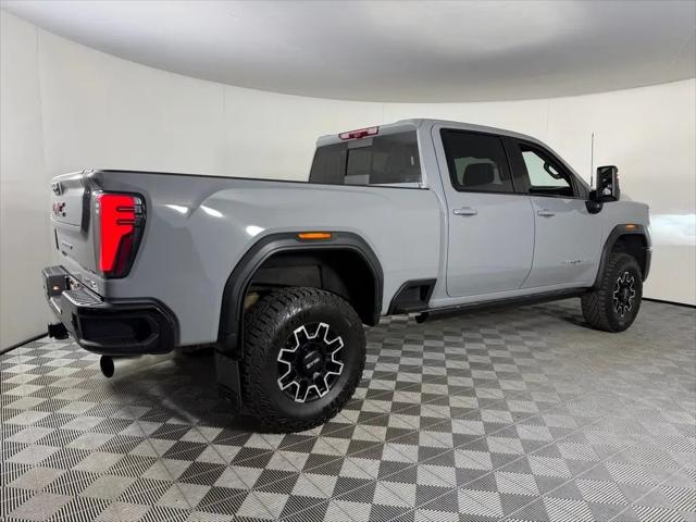 2024 GMC Sierra 2500HD 4WD Crew Cab Standard Bed AT4X