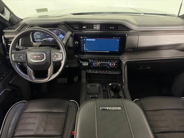 2024 GMC Sierra 2500HD 4WD Crew Cab Standard Bed AT4X