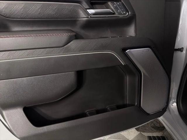 2024 GMC Sierra 2500HD 4WD Crew Cab Standard Bed AT4X