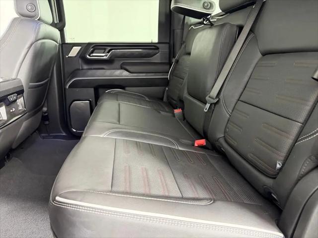 2024 GMC Sierra 2500HD 4WD Crew Cab Standard Bed AT4X