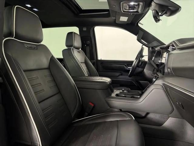 2024 GMC Sierra 2500HD 4WD Crew Cab Standard Bed AT4X