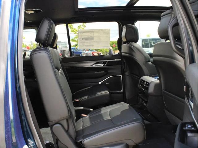 2026 Jeep Grand Wagoneer 4x4