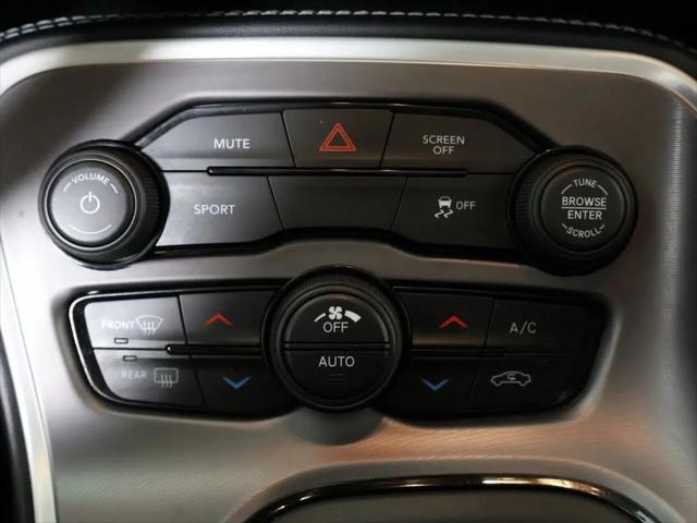 2022 Dodge Challenger SXT