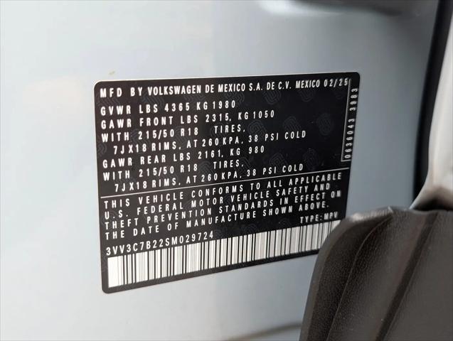 2025 Volkswagen Taos 1.5T SE Black