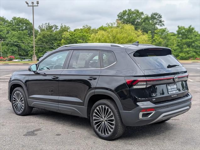 2025 Volkswagen Taos 1.5T SE