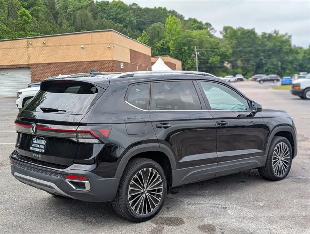 2025 Volkswagen Taos 1.5T SE