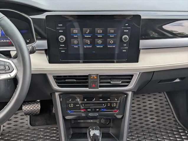 2025 Volkswagen Taos 1.5T SE