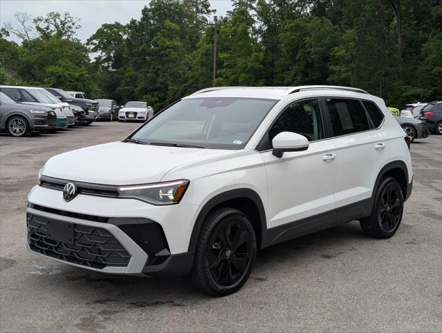 2025 Volkswagen Taos 1.5T SE