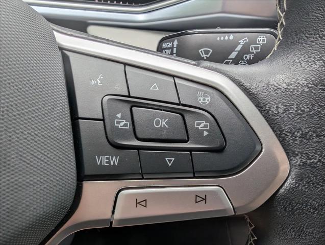 2025 Volkswagen Taos 1.5T SE