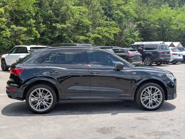 2025 Audi Q3 Premium 45 TFSI S line quattro Tiptronic