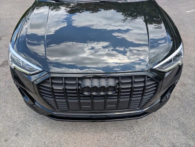 2025 Audi Q3 Premium 45 TFSI S line quattro Tiptronic