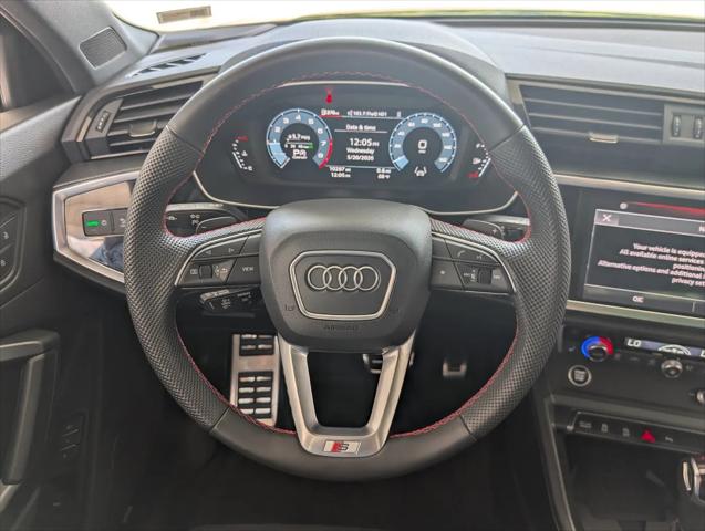 2025 Audi Q3 Premium 45 TFSI S line quattro Tiptronic