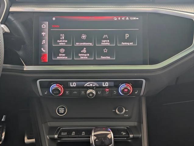 2025 Audi Q3 Premium 45 TFSI S line quattro Tiptronic
