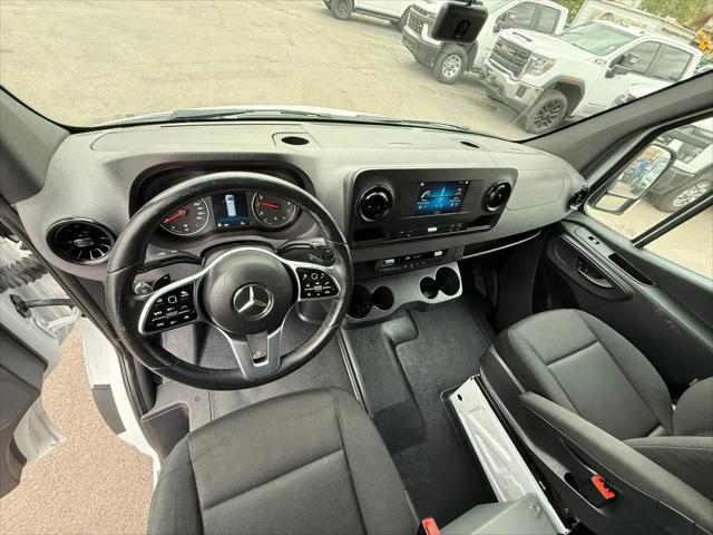 2022 Mercedes-Benz Sprinter 1500 Standard Roof I4