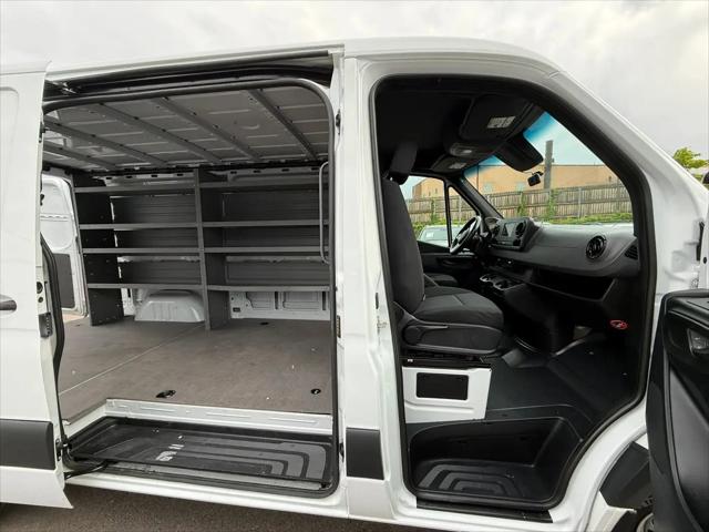 2022 Mercedes-Benz Sprinter 1500 Standard Roof I4