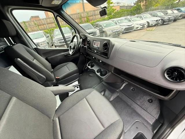 2022 Mercedes-Benz Sprinter 1500 Standard Roof I4