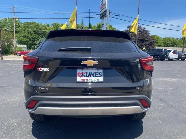 2025 Chevrolet Trax FWD LT
