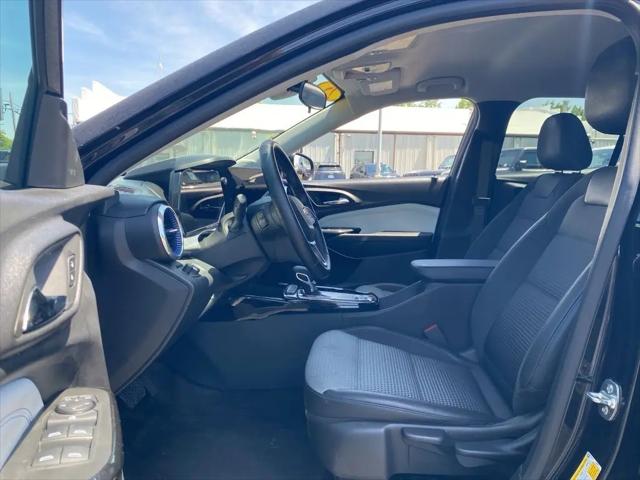 2025 Chevrolet Trax FWD LT